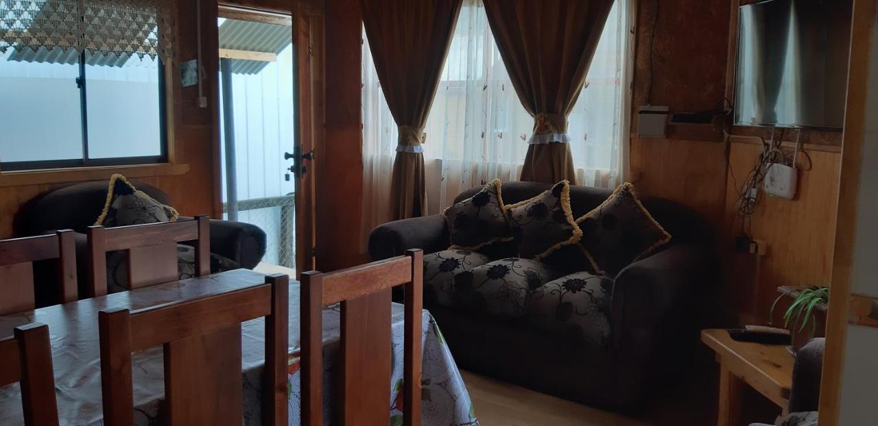 Cabanas Robinson Puerto Puyuguapi Bagian luar foto