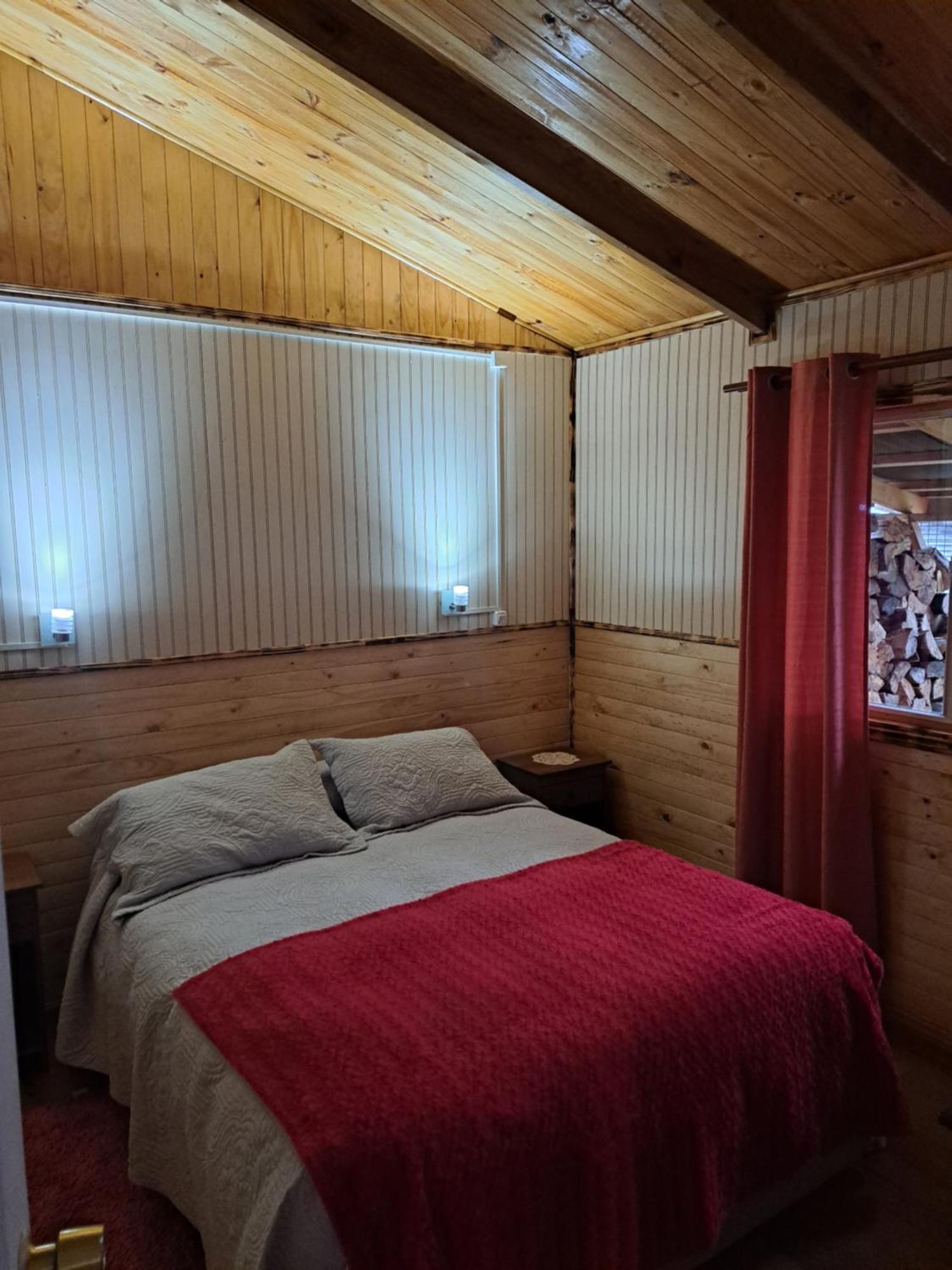 Cabanas Robinson Puerto Puyuguapi Bagian luar foto
